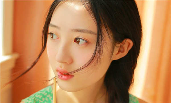 八宿试管代怀生子国内有吗？为不孕不育患者提供的解决方案